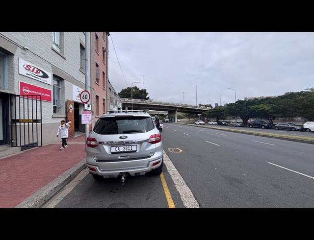 BUSINESS PROPERTY TO RENT IN WOODSTOCK